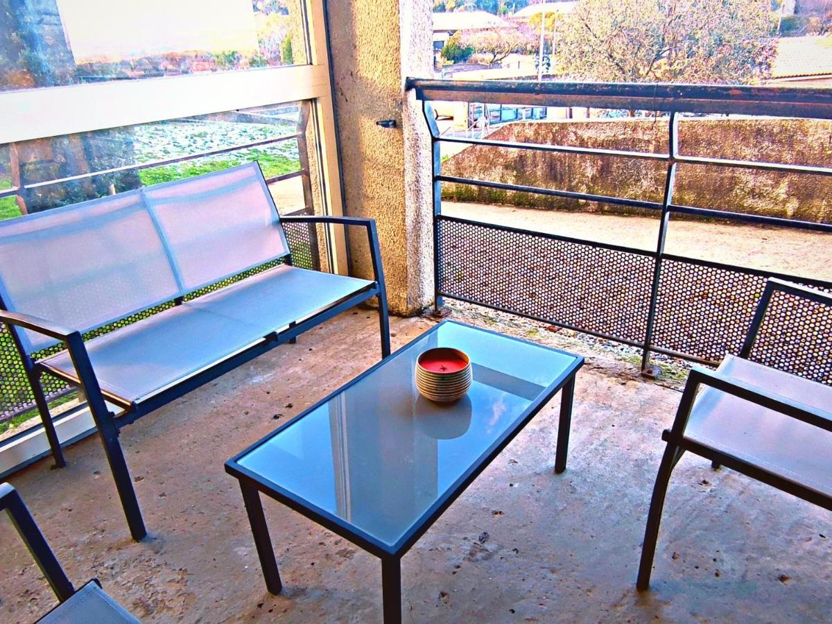 شقة قرقشونه  في *Le Cocon Bistroquet*Oc.Keys/Terrasse/ Parking المظهر الخارجي الصورة