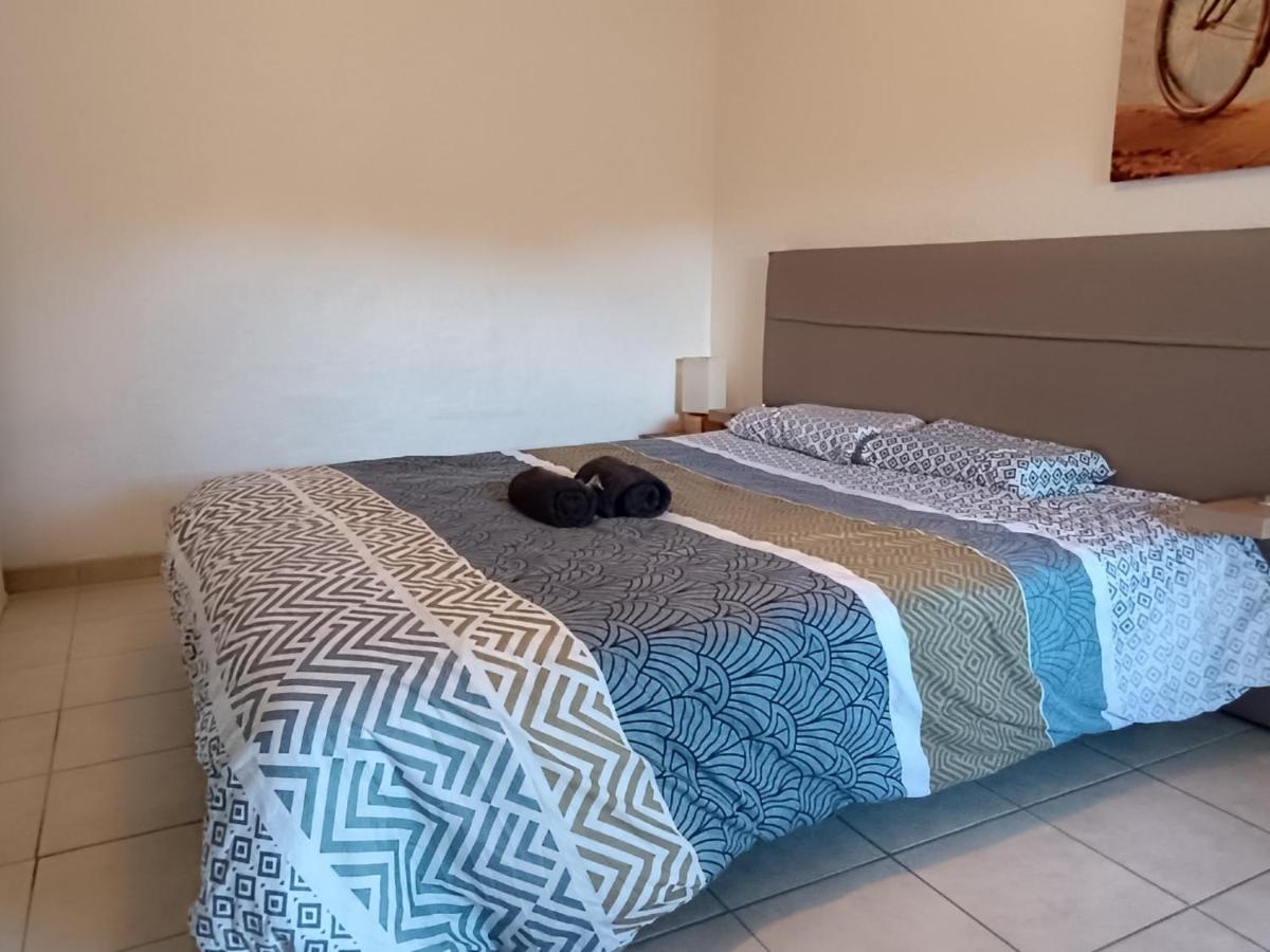 شقة قرقشونه  في *Le Cocon Bistroquet*Oc.Keys/Terrasse/ Parking المظهر الخارجي الصورة